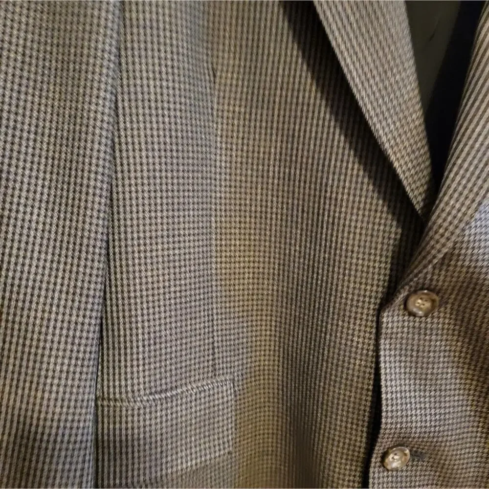 Jos A Banks 42R Black Checkered Suit Jacket
